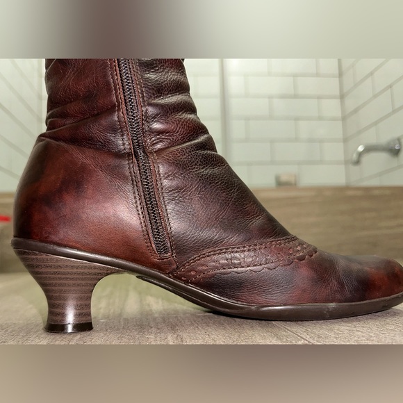 La Canadienne waterproof Italian leather boots women’s size 9M - Picture 4 of 16